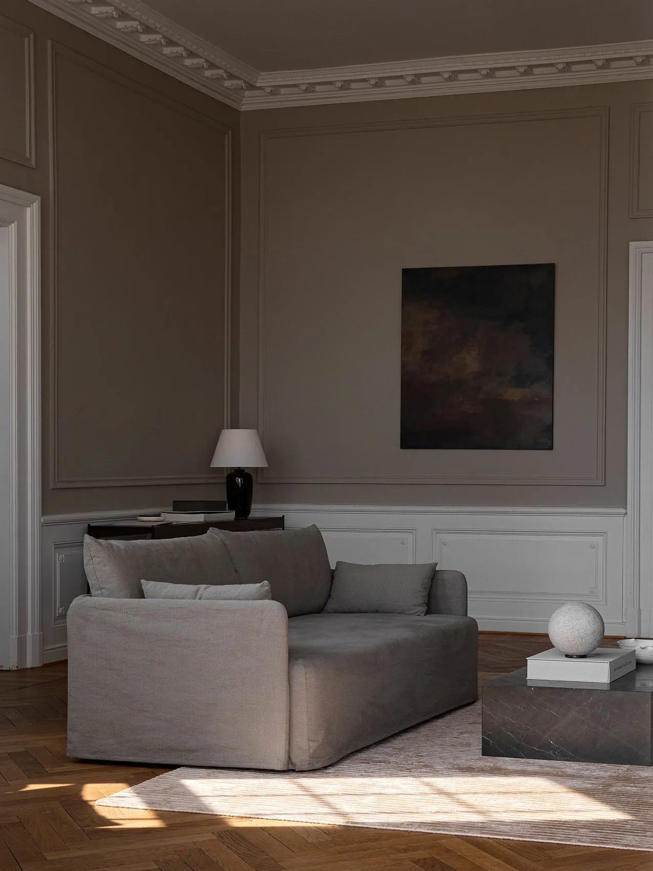 Offset Sofa w. Loose Cover